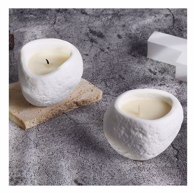 Lumanare Parfumata, Model Abstract, Aroma Frezie/Para, din Ceara de Soia, 8 x 5.5 x 6 cm, Alb