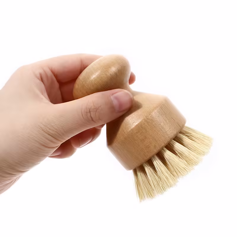 Perie de Curatat Vase si Alimente, din Lemn de Bambus, 8 x 5 cm, Perie din Sisal, Maro