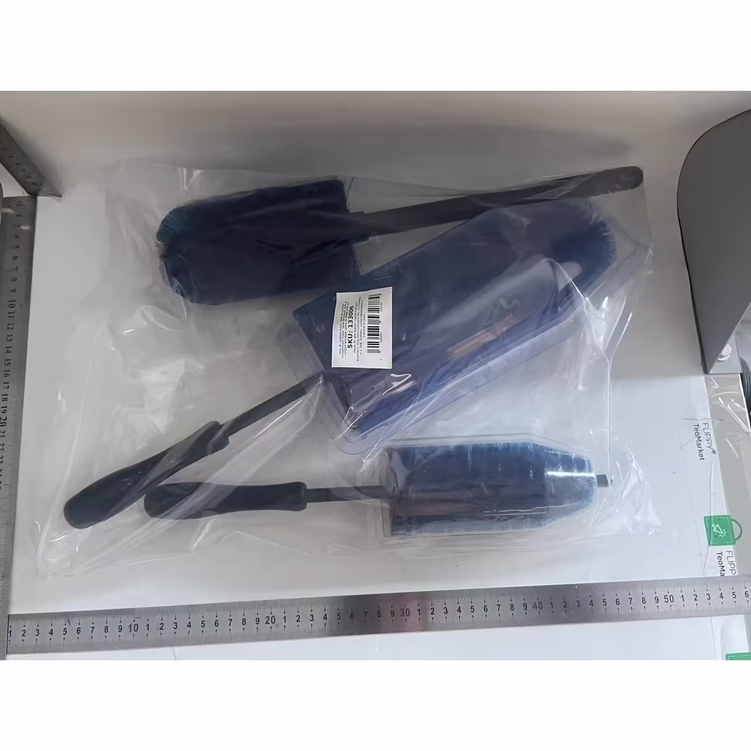 Set 3 Piese pentru Cosmetica Auto, din Plastic si Otel, Maner Ergonomic, Perie Butuc, Anvelope, Detalii, Albastru