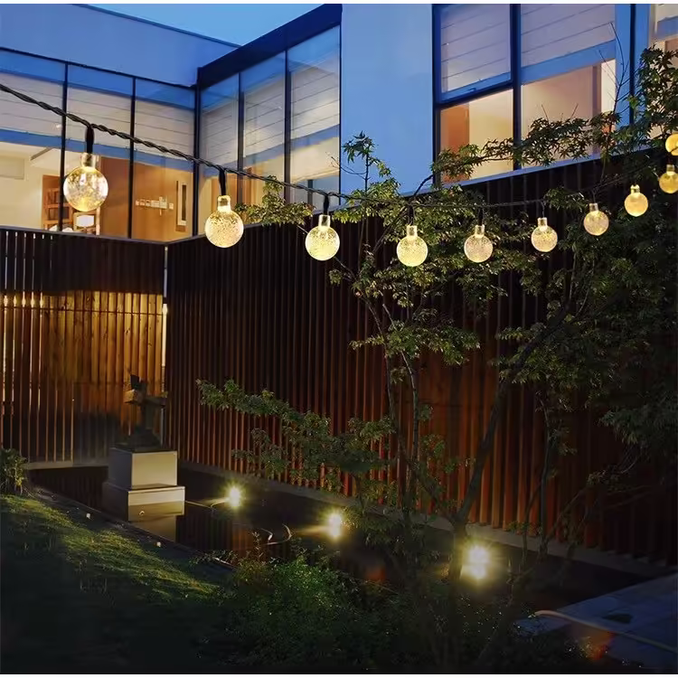 Instalatie Craciun, Tip Globuri de cristal, 20 Led-uri, 5 metri, Alb cald, Energie solara, Senzor de lumina