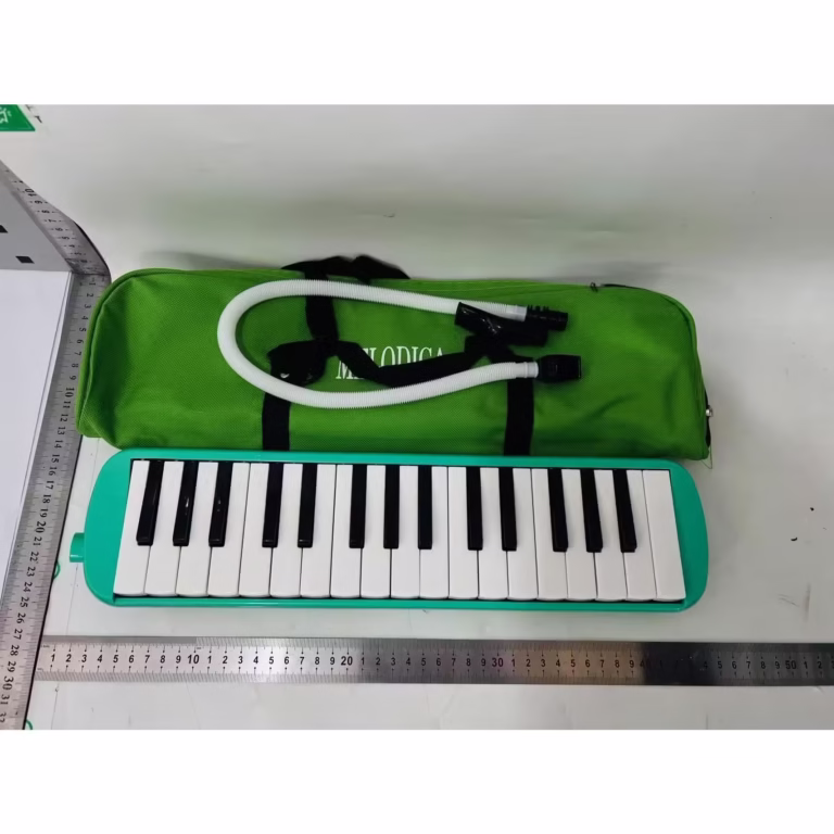 Muzicuta Melodica 32 Clape, Flippy, din ABS, pentru Incepatori, 45 x 13 x 7 cm, Include Husa si Suflator, Verde