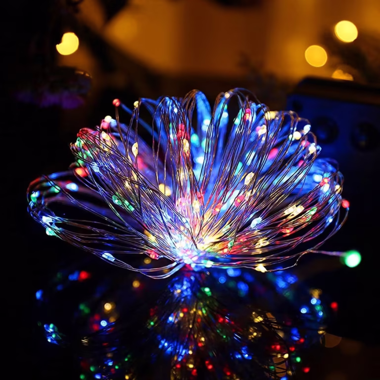 Instalatie de Craciun Liniara, Flippy®, Tip Liniara, Fir Cupru, 8 Jocuri de Lumini, cu Telecomanda, 10 m, 100 Led-uri, Alimentare USB, 4.5V, Multicolor