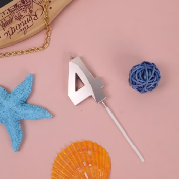 Lumanare Cifra 4, Flippy, Model Diamond, 5 x 3.4 cm, Argintiu