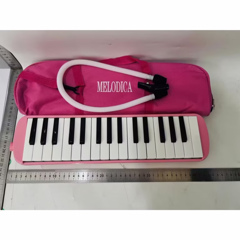 Muzicuta Melodica 32 Clape, Flippy, din ABS, pentru Incepatori, 45 x 13 x 7 cm, Include Husa si Suflator, Roz