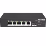 Switch PoE Hikvision DS-3T1306P-SI/HS: 4 × 10/100 Mbps PoE port,1 × Gigabit RJ45 port,1 × Gigabit fiber optical port, PoE: Ports 1 to 4 maxim 30W, buget PoE 60W, tensiune alimentare: 48VDC, 1.36A, dimensiuni: 158.00 mm × 101.20 mm × 31.60 mm, greutate: 1kg, montare pe birou sau sina.