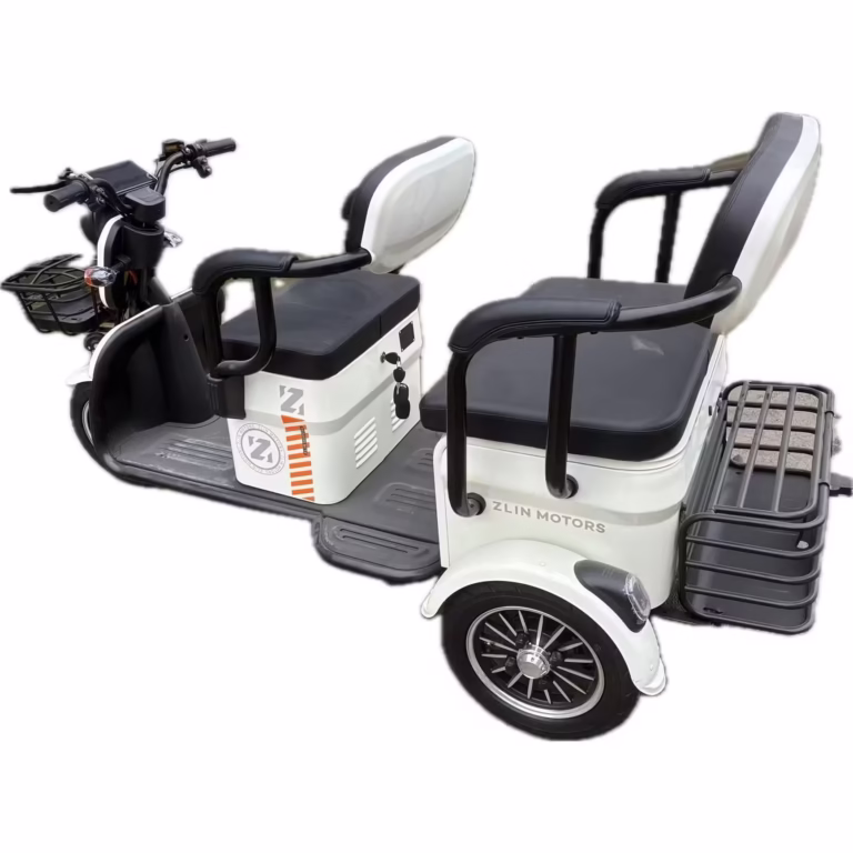 Triciclu Electric V6, Saige, Fara Permis, cu Doua Locuri, Motor 1800W, Baterie 72V24Ah, Autonomie 60km, 220x88x105 cm, Viteza Maxima 25km/h, Alb